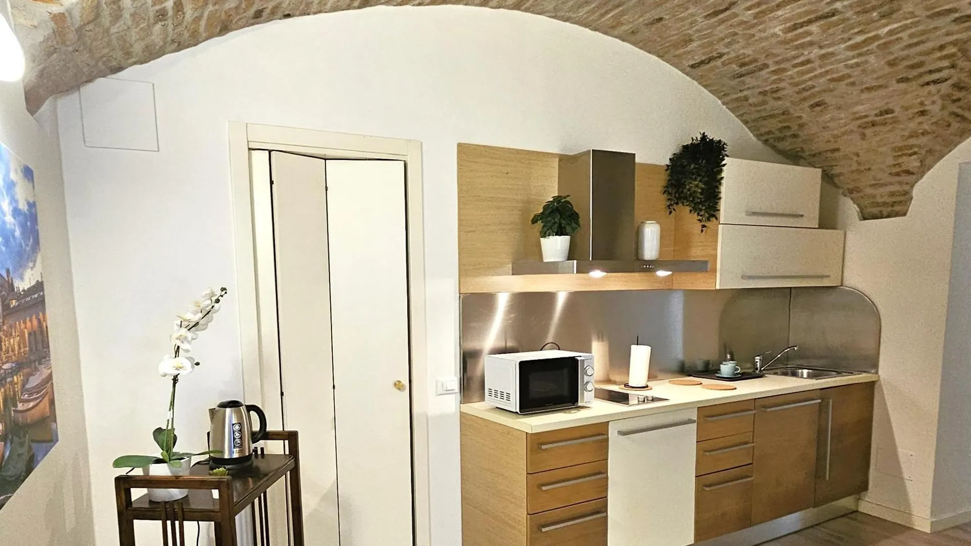 דסנזאנו דל גארדה City Heart Cozy Apartment Desenzano